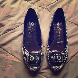 Size 7.5 Bernardo Flats